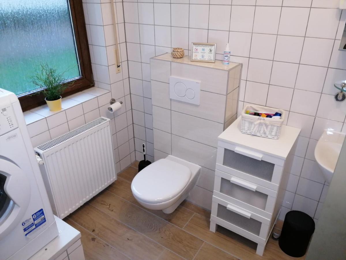 Ebenerdige Ferienwohnung Mit Grosser Terrasse In Der Naehe Des Waldes, Zum Wohlfuehlen Schoneck Exteriér fotografie