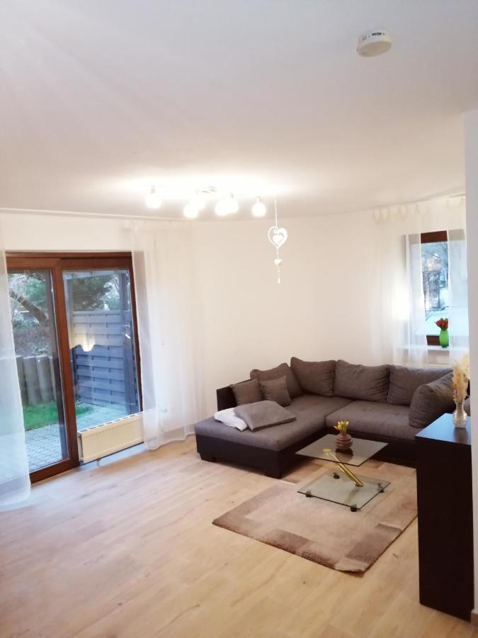 Ebenerdige Ferienwohnung Mit Grosser Terrasse In Der Naehe Des Waldes, Zum Wohlfuehlen Schoneck Exteriér fotografie